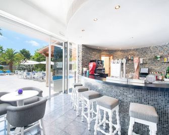 Nura Condor - Palma de Maiorca - Bar