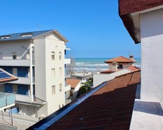 Hotel Tuo Mare - Silvi Marina - Balcone