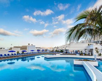 Bellevue Aquarius - Puerto del Carmen - בריכה