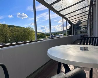 Hotel Bevertal - Beverungen - Balkon