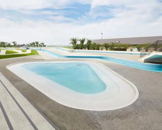 Ryugujo Spa Hotel Mikazuki Ryugutei - Kisarazu - Zwembad