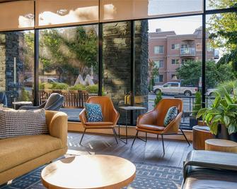 Oswego Hotel - Victoria - Lounge