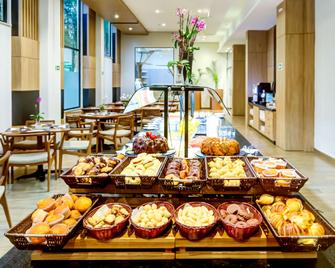 DoubleTree by Hilton - Resort - Foz do Iguaçu - פוז דו איגוואסו - חדר אוכל