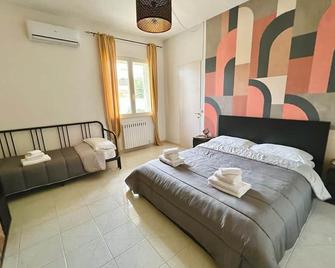 Villa Maria - Modugno - Camera da letto