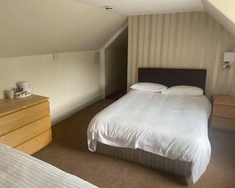 The White Hart Hotel - Holsworthy - Habitación
