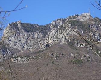 Maisonette 20 M², full nature, calm, ideal for hikers - Lantosque - Bâtiment