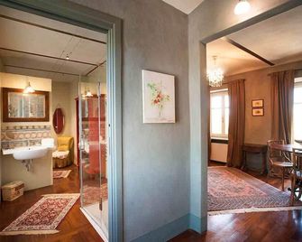 Tenuta Bricchi - Sinio - Flur