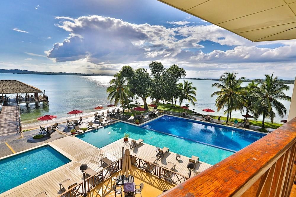 Playa Tortuga Hotel Beach Resort - Bocas del Toro - Zwembad