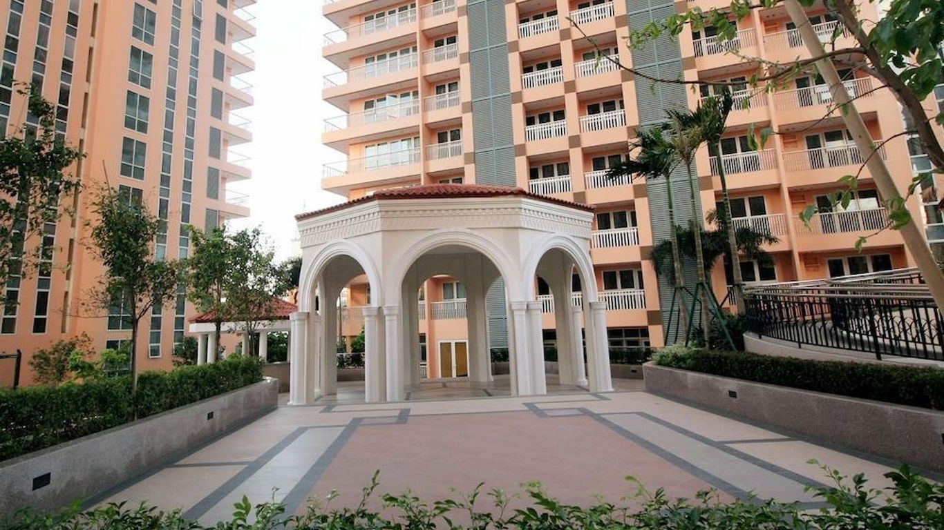 MaxStays - Max Home at The Venice Residences