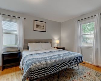 Shirley St 3br @ Duke Medical Campus - Durham - Bedroom