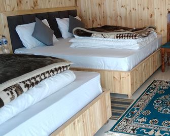 Shreyaksh Chopta Valley Resort - Chamoli - Bedroom