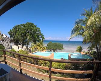 Maria Nico Mystic Island Resort - Maria - Piscina