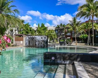 Coral Luxe Resort - 9 Pools Gym Bbq - Cairns - Uima-allas