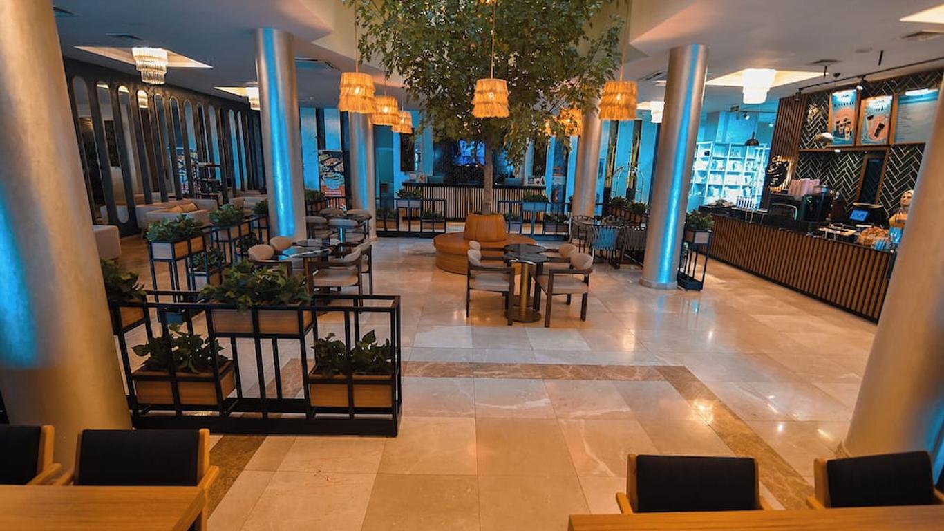 Royal Comfort Hotel