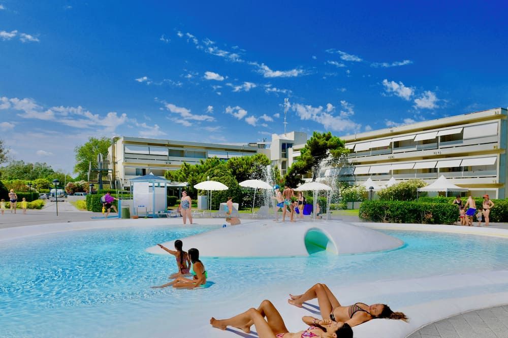 Isaresidence Holiday Resort - Ca Lino - Piscine