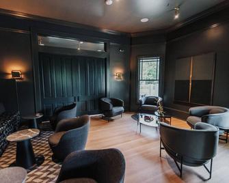 The Stonebreaker Hotel - Bentonville - Lounge