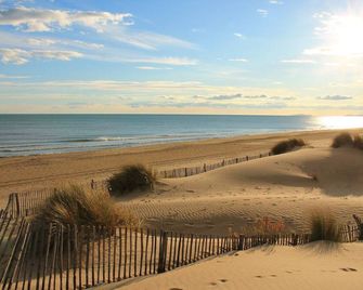 P2 Port Camargue In Secure Residence - Le Grau-du-Roi - Strand