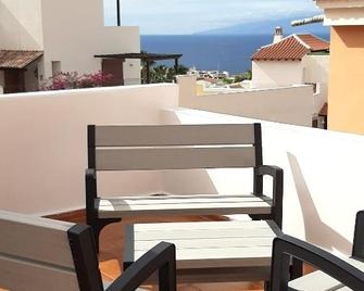Bright and quiet apartment with ocean view - Adeje - Balcón