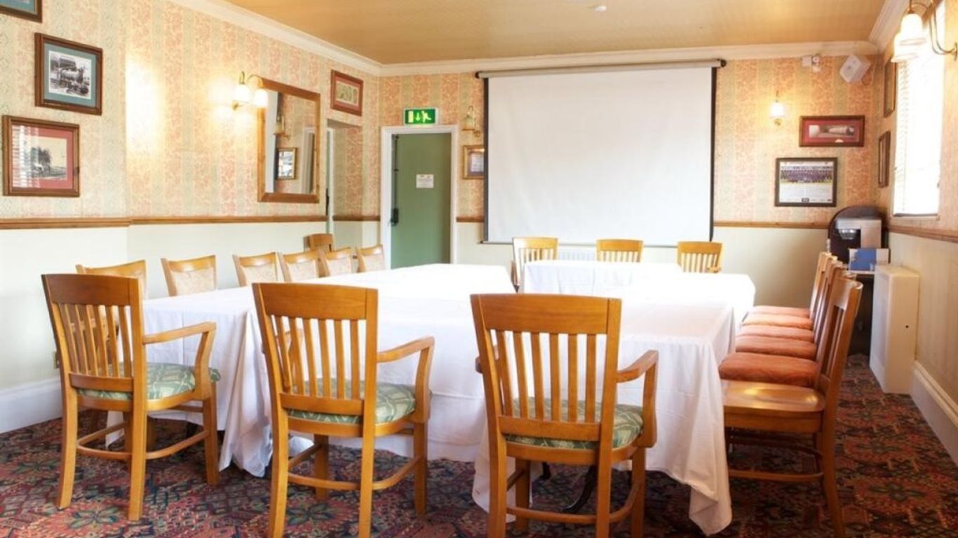 Radstock Hotel near Bath