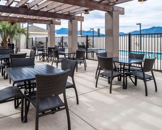 Holiday Inn Express Sierra Vista By IHG - Sierra Vista - Restaurang