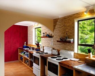 Te Hui House - Punakaiki - Cucina