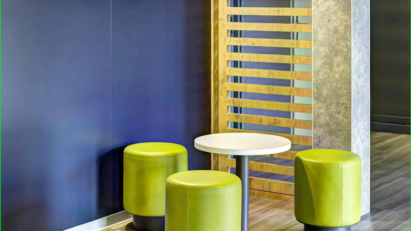 イビス バジェット カーン エルヴィル