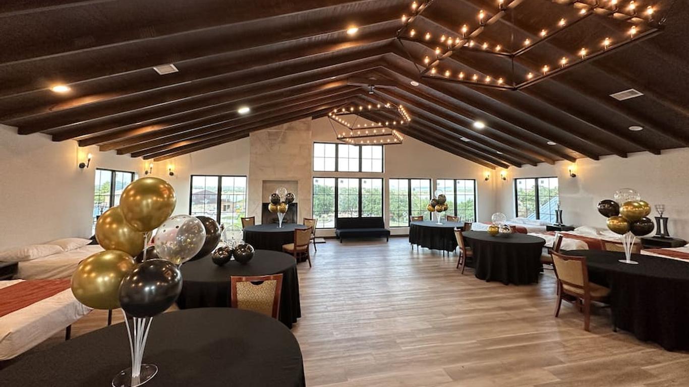 Canyon Lakeview Resort