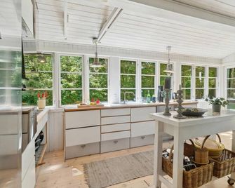 3 bedroom pet friendly home in Ebeltoft - Ebeltoft - Spisestue