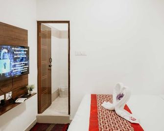 Rd Hotel - Erode