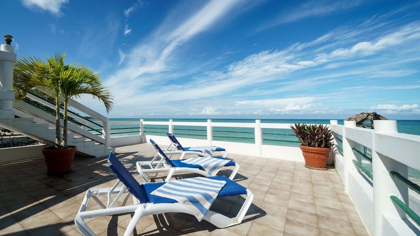 Beach House Condos, Negril