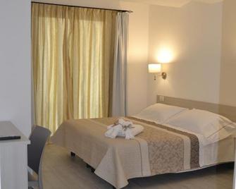 Bentus B&B - Villasimius - Bedroom