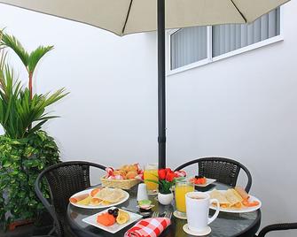 Hotel Piaro In Apartasuites - Cali