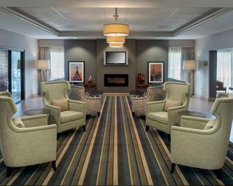 Hampton Inn Boston-Logan Airport - Revere - Lounge