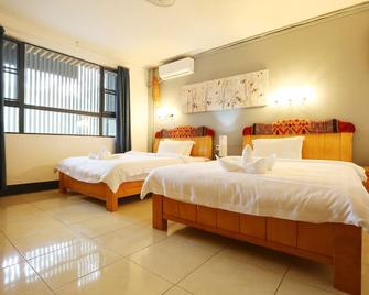 1M Hotel - Vientiane - Bedroom