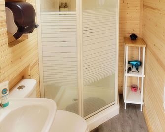 New Buddha Bing Unique Experience Cottage and Cabins - Tobermory