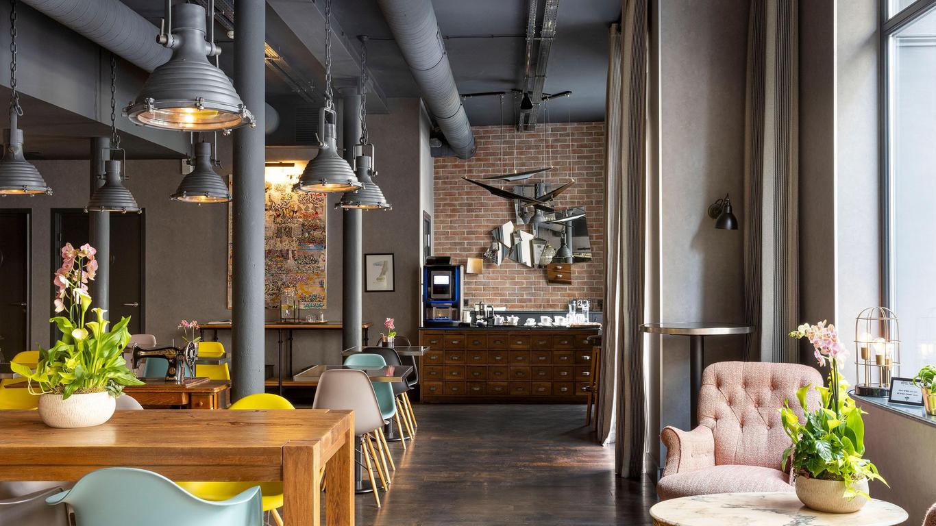 أوتل فابريك