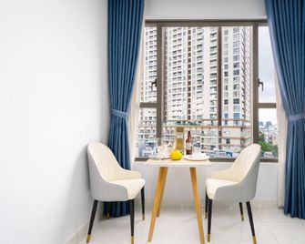 Zo Apartment River Gate - Free Pool - Ho Chi Minh Stadt - Essbereich