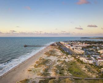 Brass Rail 118 - Tybee Island - Playa