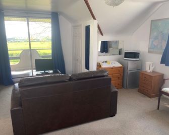 Wayside B&B - Chippenham - Вітальня