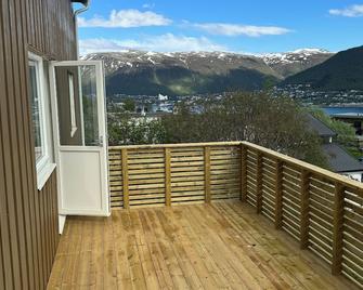 Lun Home - Tromsø - Balcó