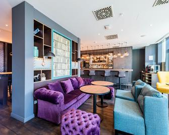 Premier Inn Nürnberg City Nordost - Nuremberg - Lounge