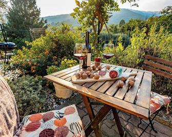 Casa Vacanze Camilla: Boutique Country House - Calice Ligure