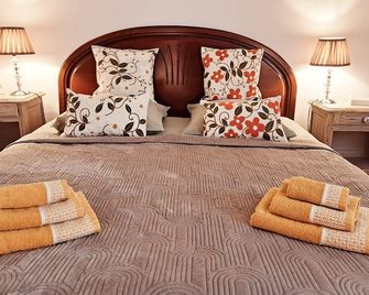 Cosy Chambre-Suite Climatisée - Sancoins - Habitación