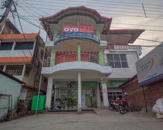 OYO 10462 Smriti Guest House - Bagdogra - Bina