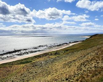 2 bedroom accommodation in Doll - Brora - Beach