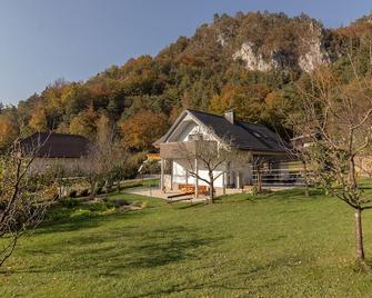 Apartments Fine Stay Slovenia - Žirovnica - Edificio