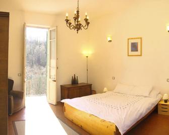 A House In Tuscany - Bagnone - Habitación