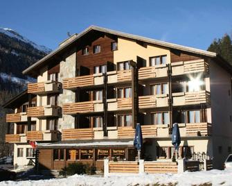 Hotel Fiescherhof - Fiesch - Gebäude