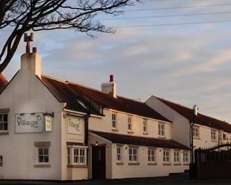 The Village Inn - Northallerton - Gebäude
