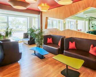 B&B Hotel Aschaffenburg - Ашаффенбург - Лаунж